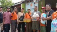 Cerita Kebersamaan Kader PKS Saat Musibah Melanda, Bantu Nasi Bungkus Hingga Bersih-bersih Rumah Dampak Banjir